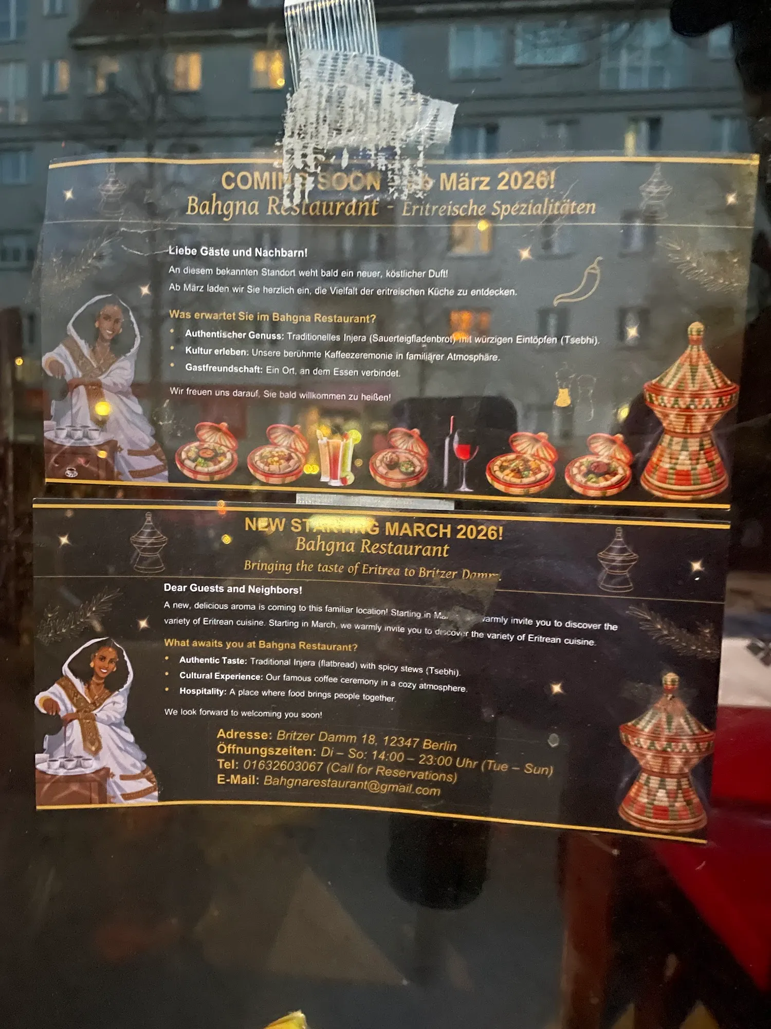 Ankündigungszettel im Fenster: Bahgna Restaurant, Eritreische Spezialitäten, Eröffnung März 2026